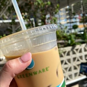 Meet your Posher, Elly